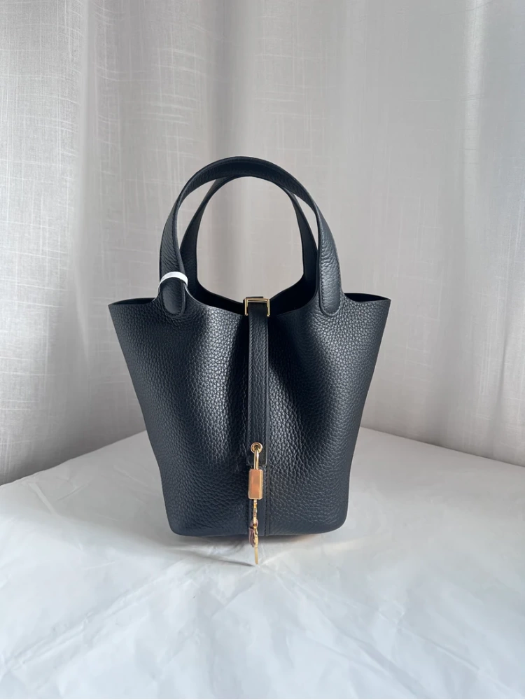 P18 Black GHW