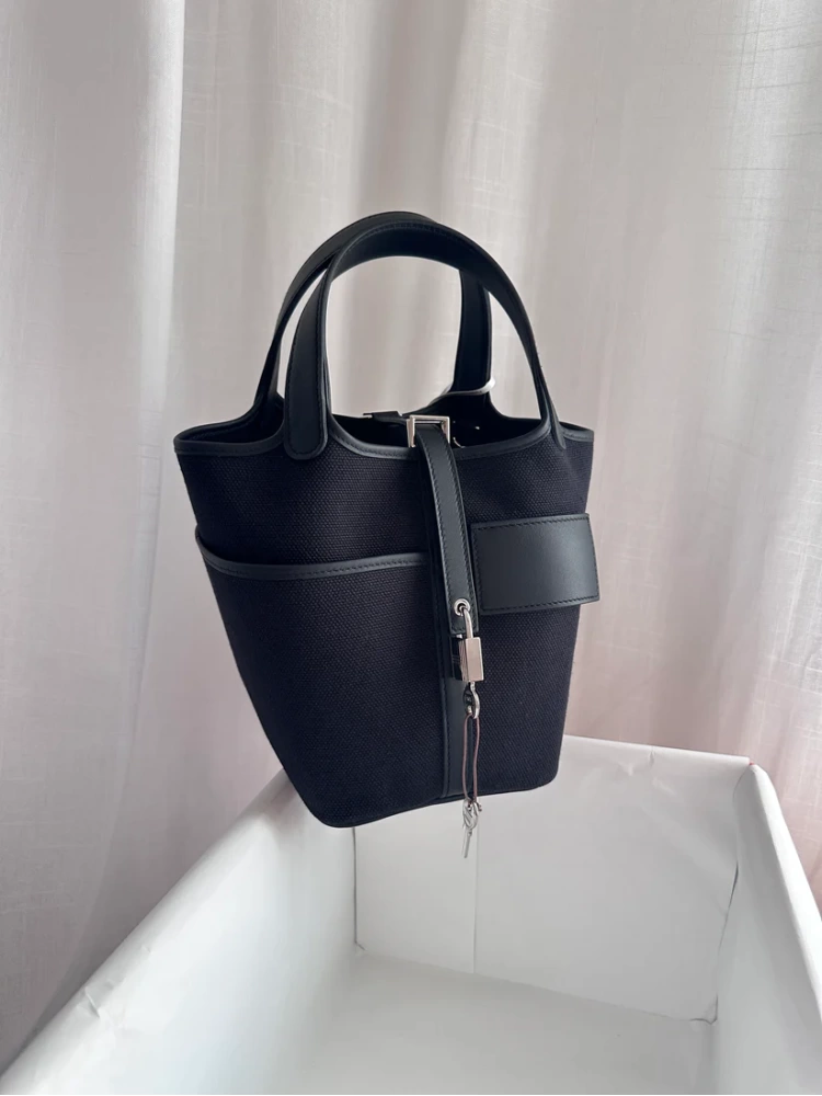 P18 Black PHW