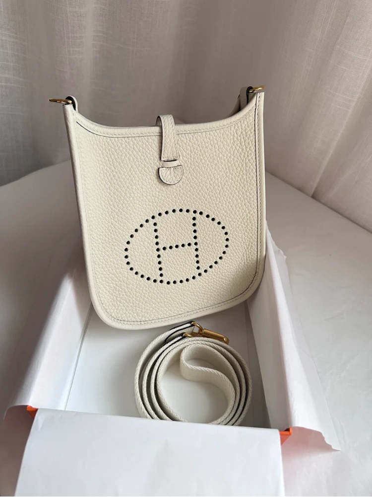 E16 Cream GHW