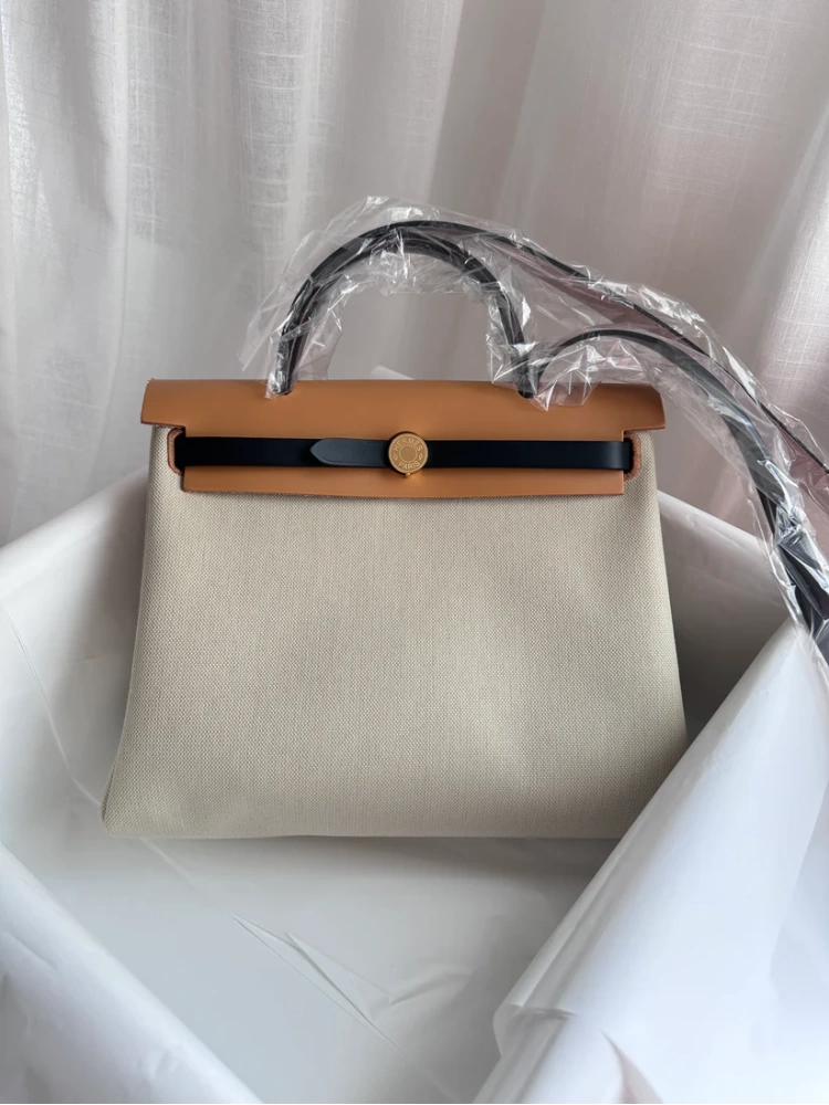 HERBAG 31 Beton/Ebene/Naturel Sable/Black GHW