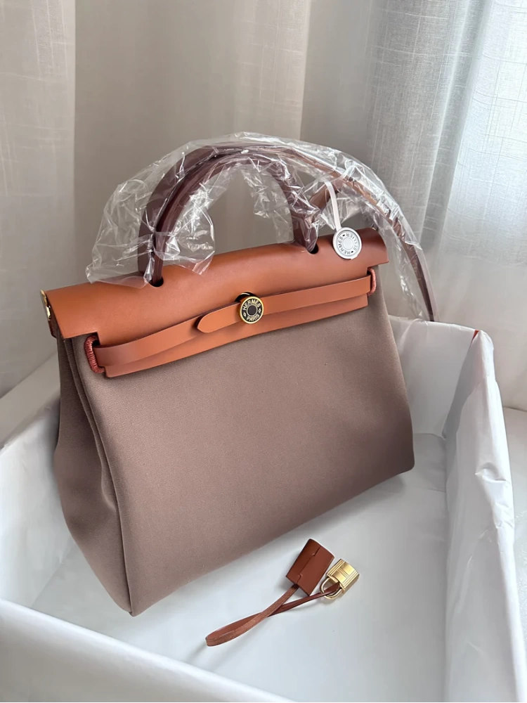 HERBAG 31 Etoupe/Fauve/Ebene LAQUE