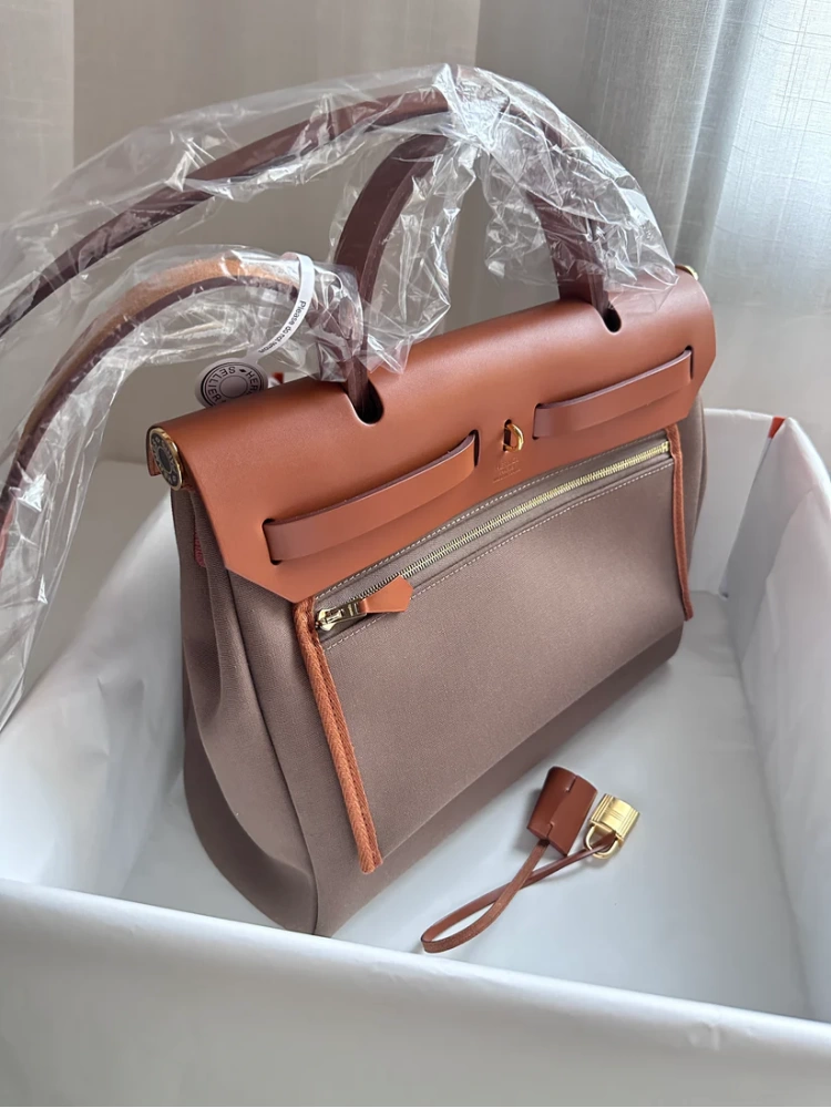 HERBAG 31 Etoupe/Fauve/Ebene LAQUE