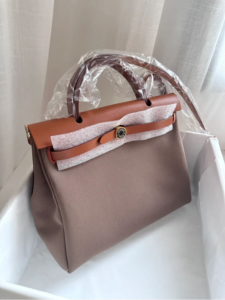 HERBAG 31 Etoupe/Fauve/Ebene LAQUE