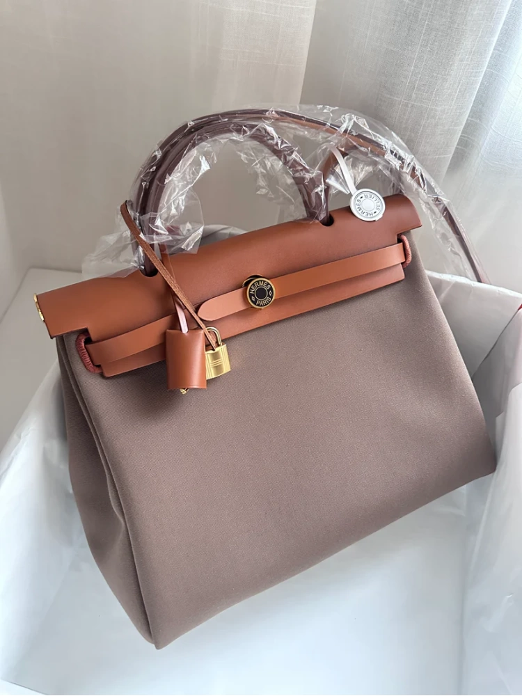 HERBAG 31 Etoupe/Fauve/Ebene LAQUE