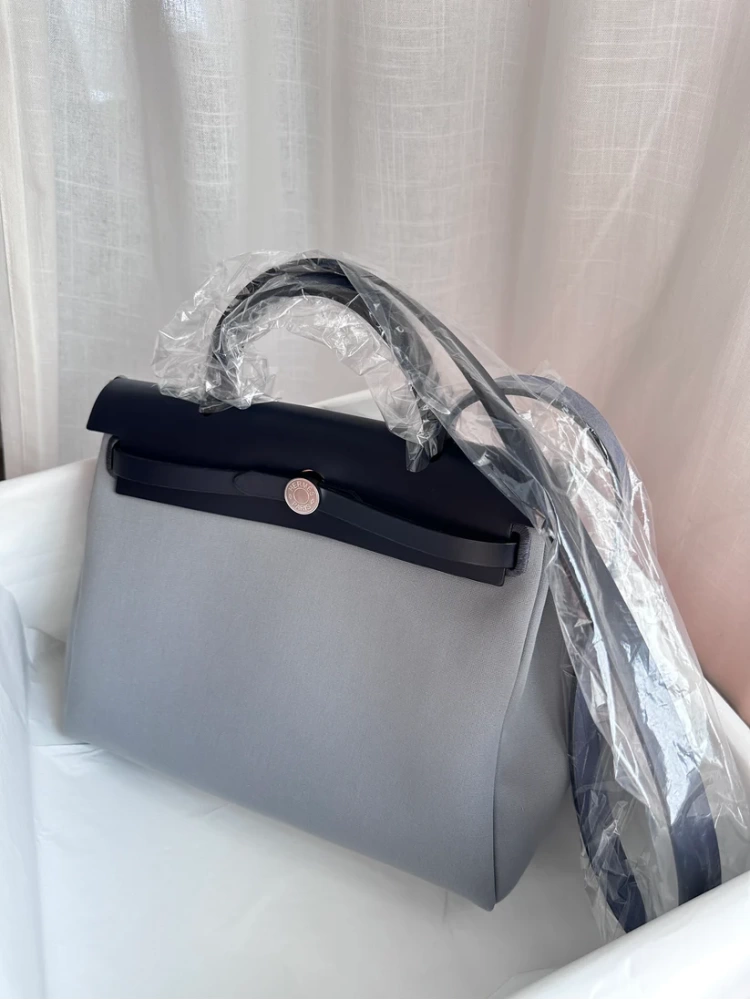 HERBAG 31 Gris Pantin/Blue Indigo PHW